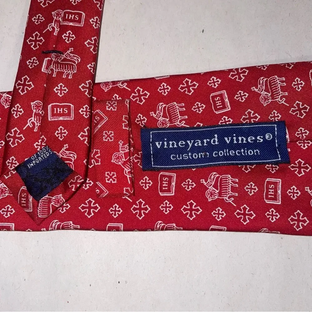 Vineyard Vines 100% Silk Red and Green Patterned Ties